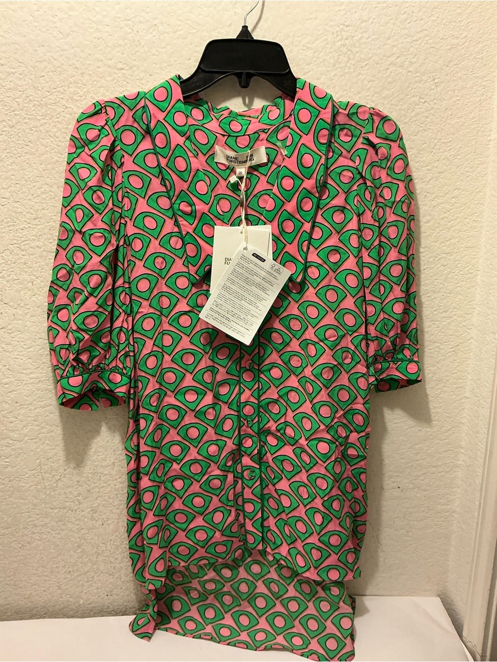 NWT Diane Von Furstenberg Pink Green Geometric Puff-Sleeve Blouse size L